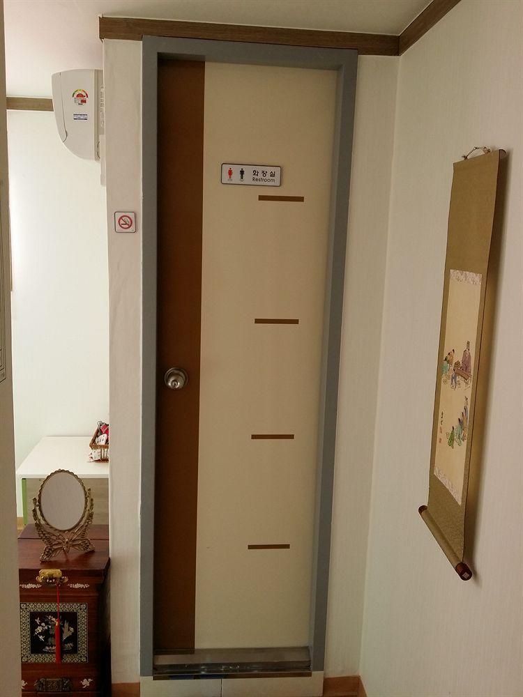 Feliz Guesthouse, Seoul Station Экстерьер фото