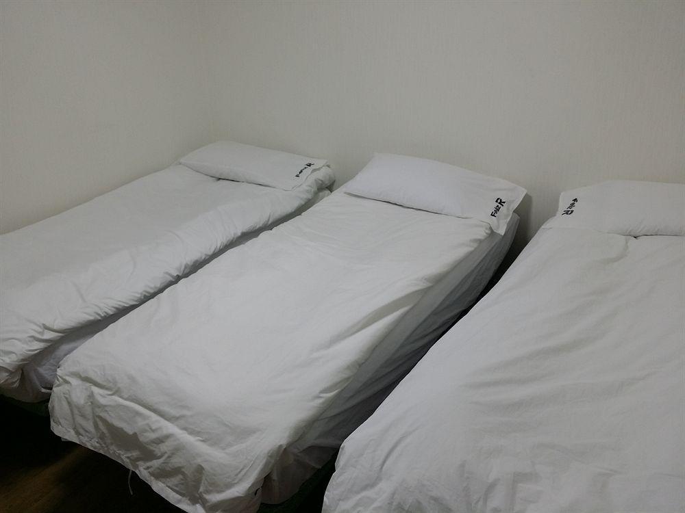 Feliz Guesthouse, Seoul Station Экстерьер фото